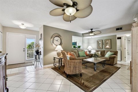 Condominio en venta en Bradenton, Florida, 2 dormitorios, 115.48 m2 № 2110476 - foto 8