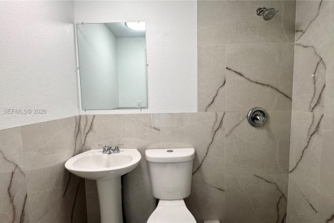 Apartment in Miami Beach, Florida 55.74 sq.m. № 2155033 - photo 5