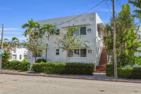 Apartment in Miami Beach, Florida 55.74 sq.m. № 2155033 - photo 6