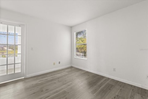 Condominio en venta en Orlando, Florida, 2 dormitorios, 85.38 m2 № 1899082 - foto 15