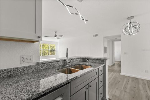 Condominio en venta en Orlando, Florida, 2 dormitorios, 85.38 m2 № 1899082 - foto 7