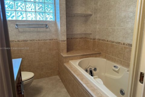 House in Cooper City, Florida 3 bedrooms, 190.73 sq.m. № 1863041 - photo 18