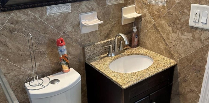Studio à Hollywood, Floride № 1097505