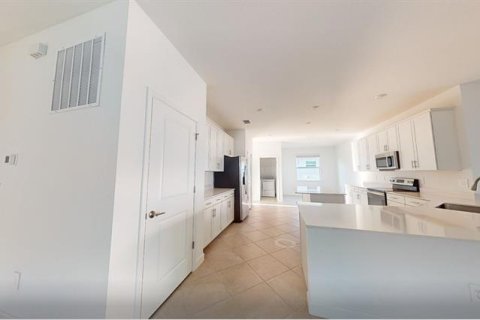 Casa en alquiler en Englewood, Florida, 4 dormitorios, 210.33 m2 № 1903860 - foto 8