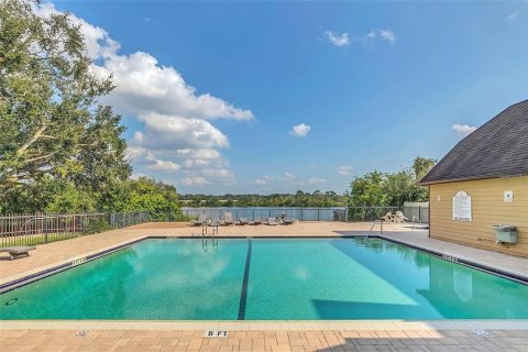 Condo in Altamonte Springs, Florida, 1 bedroom № 2107401 - photo 29