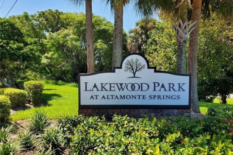 Condo in Altamonte Springs, Florida, 1 bedroom № 2107401 - photo 16