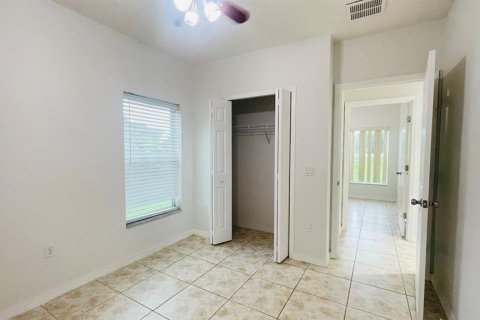 Villa ou maison à louer à Kissimmee, Floride: 3 chambres, 138.42 m2 № 1771784 - photo 13