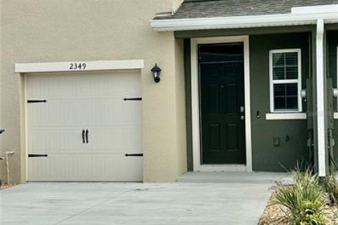 Townhouse in Davenport, Florida 3 bedrooms, 140.75 sq.m. № 2233387 - photo 2