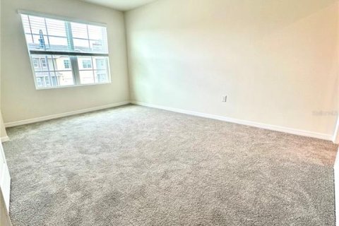 Townhouse in Davenport, Florida 3 bedrooms, 140.75 sq.m. № 2233387 - photo 9