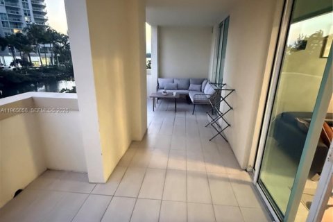 Купить кондоминиум в Санни-Айлс-Бич, Флорида 3 спальни, 153.1м2, № 2027352 - фото 6