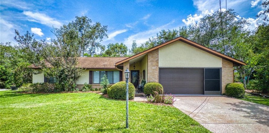 House in Deltona, Florida 3 bedrooms, 153.1 sq.m. № 1886871