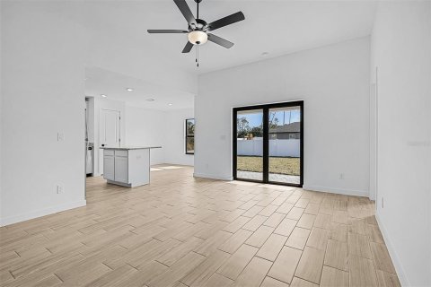 House in North Port, Florida 3 bedrooms, 128.86 sq.m. № 1563713 - photo 5