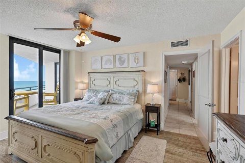 Condo in Daytona Beach, Florida, 2 bedrooms  № 2198601 - photo 15