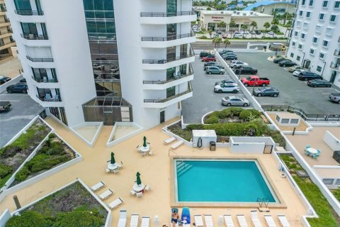 Condo in Daytona Beach, Florida, 2 bedrooms  № 2198601 - photo 28