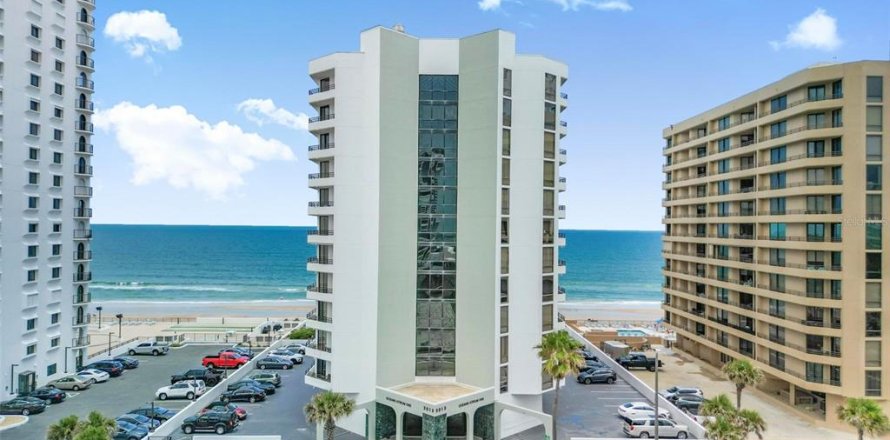 Condo in Daytona Beach, Florida, 2 bedrooms  № 2198601