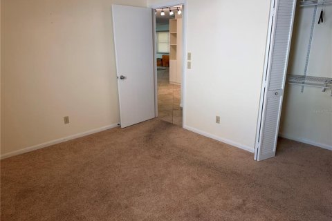 House in Ocala, Florida 2 bedrooms, 143.16 sq.m. № 2157889 - photo 16