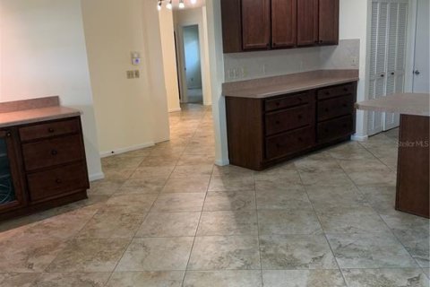 House in Ocala, Florida 2 bedrooms, 143.16 sq.m. № 2157889 - photo 8