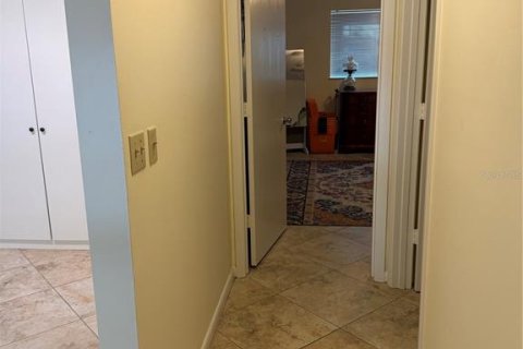 House in Ocala, Florida 2 bedrooms, 143.16 sq.m. № 2157889 - photo 14