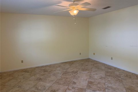House in Ocala, Florida 2 bedrooms, 143.16 sq.m. № 2157889 - photo 10