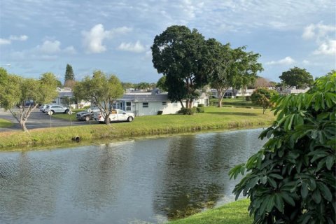 Copropriété à vendre à Delray Beach, Floride: 2 chambres, 82.03 m2 № 1101173 - photo 1