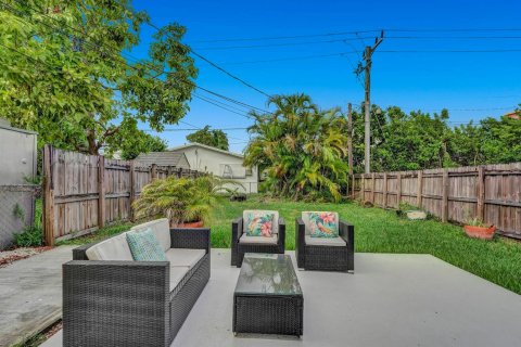 Villa ou maison à vendre à Hallandale Beach, Floride: 2 chambres, 118.08 m2 № 2188261 - photo 30