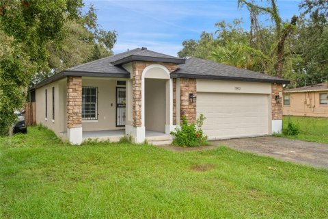 Villa ou maison à vendre à Orlando, Floride: 3 chambres, 113.81 m2 № 2413858 - photo 3