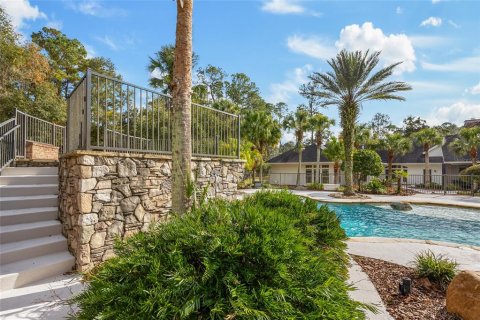 House in Gainesville, Florida 6 bedrooms, 697.7 sq.m. № 1534788 - photo 8