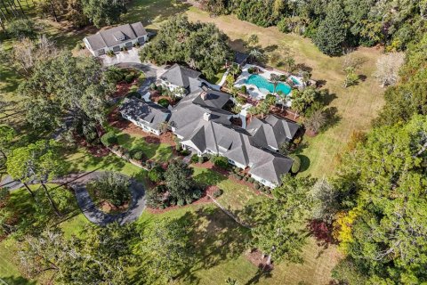 House in Gainesville, Florida 6 bedrooms, 697.7 sq.m. № 1534788 - photo 3