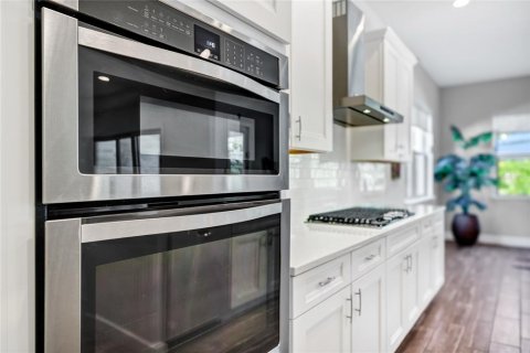 Casa en venta en Winter Garden, Florida, 5 dormitorios, 361.02 m2 № 2202735 - foto 14