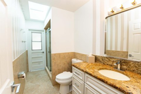 House in Port St. Lucie, Florida 4 bedrooms, 172.8 sq.m. № 2083178 - photo 25