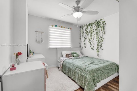 Adosado en venta en Miami, Florida, 3 dormitorios, 144.74 m2 № 1993774 - foto 25