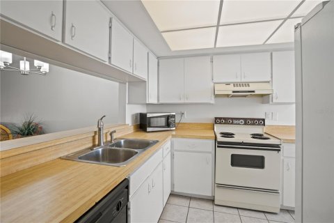 Купить кондоминиум в Нью-Порт-Ричи, Флорида 5 комнат, 88.81м2, № 1870204 - фото 5