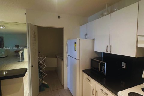 Apartment in Aventura, Florida 1 bedroom, 69.68 sq.m. № 1887329 - photo 8