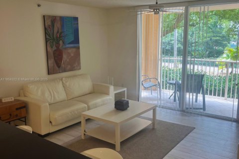 Apartment in Aventura, Florida 1 bedroom, 69.68 sq.m. № 1887329 - photo 1
