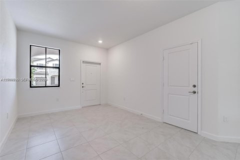 Touwnhouse à vendre à Homestead, Floride: 3 chambres, 157.47 m2 № 2170986 - photo 6