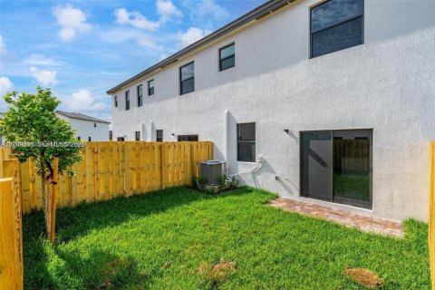 Touwnhouse à vendre à Homestead, Floride: 3 chambres, 157.47 m2 № 2170986 - photo 22