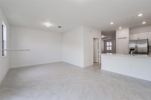 Touwnhouse à vendre à Homestead, Floride: 3 chambres, 157.47 m2 № 2170986 - photo 11
