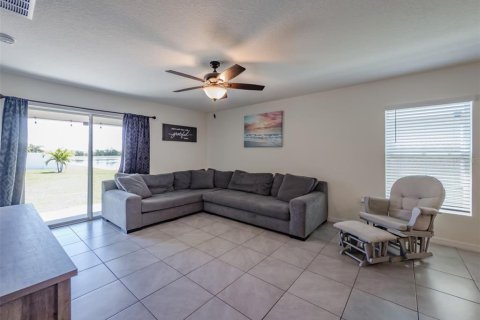 Villa ou maison à vendre à Ruskin, Floride: 3 chambres, 140.84 m2 № 1608984 - photo 9