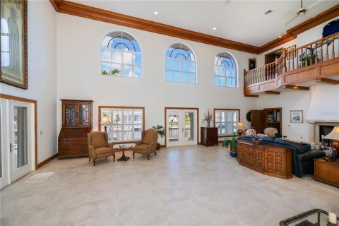 Villa ou maison à vendre à Punta Gorda, Floride: 3 chambres, 467.58 m2 № 2418398 - photo 8