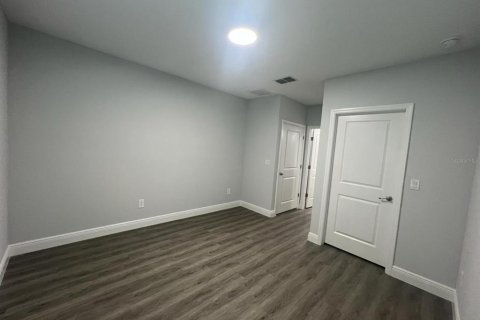 Apartamento en alquiler en Kissimmee, Florida, 3 dormitorios, 111.48 m2 № 1918579 - foto 6