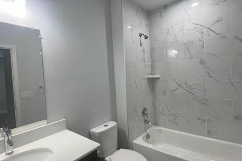 Apartamento en alquiler en Kissimmee, Florida, 3 dormitorios, 111.48 m2 № 1918579 - foto 10