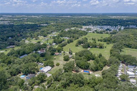 Купить виллу или дом в Уэсли-Чепел, Флорида 5 комнат, 135.27м2, № 2091687 - фото 3