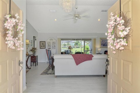 House in Venice, Florida 2 bedrooms, 197.79 sq.m. № 2152064 - photo 10