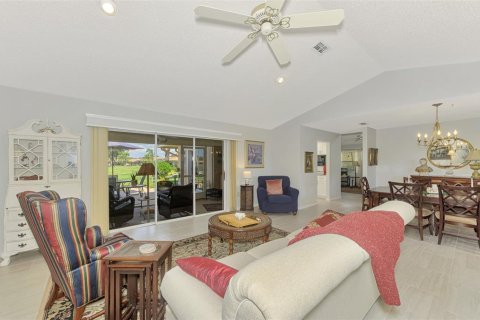 House in Venice, Florida 2 bedrooms, 197.79 sq.m. № 2152064 - photo 16