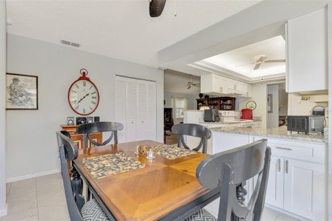 House in Venice, Florida 2 bedrooms, 197.79 sq.m. № 2152064 - photo 30