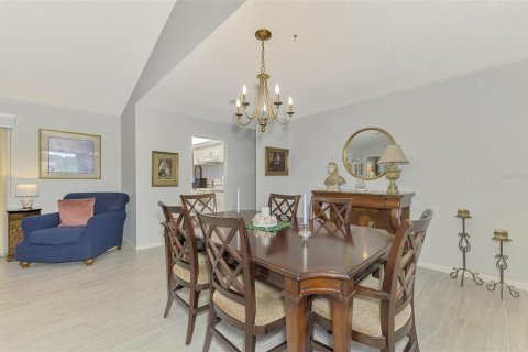 House in Venice, Florida 2 bedrooms, 197.79 sq.m. № 2152064 - photo 19