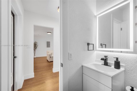 Купить виллу или дом в Норт-Майами, Флорида 3 спальни, 123.93м2, № 1951931 - фото 11