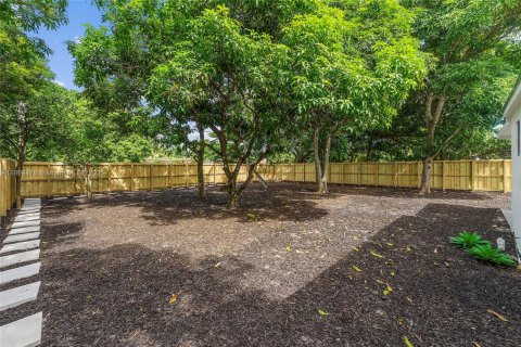 Купить виллу или дом в Норт-Майами, Флорида 3 спальни, 123.93м2, № 1951931 - фото 25