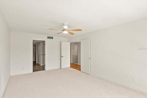 Condo in Sarasota, Florida, 2 bedrooms  № 1734818 - photo 28