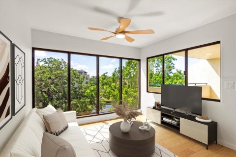 Condo in Sarasota, Florida, 2 bedrooms  № 1734818 - photo 13